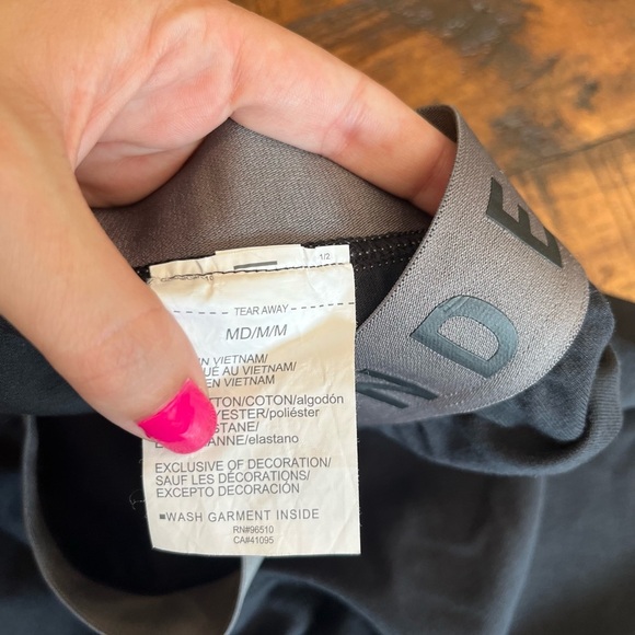 Under Armour Women's Black and Gray Leggings - Picture 3 of 4